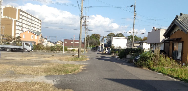 開発が制限されている市街化調整区域の土地の写真