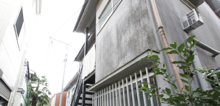 借地上に建つ戸建て住宅の現況写真